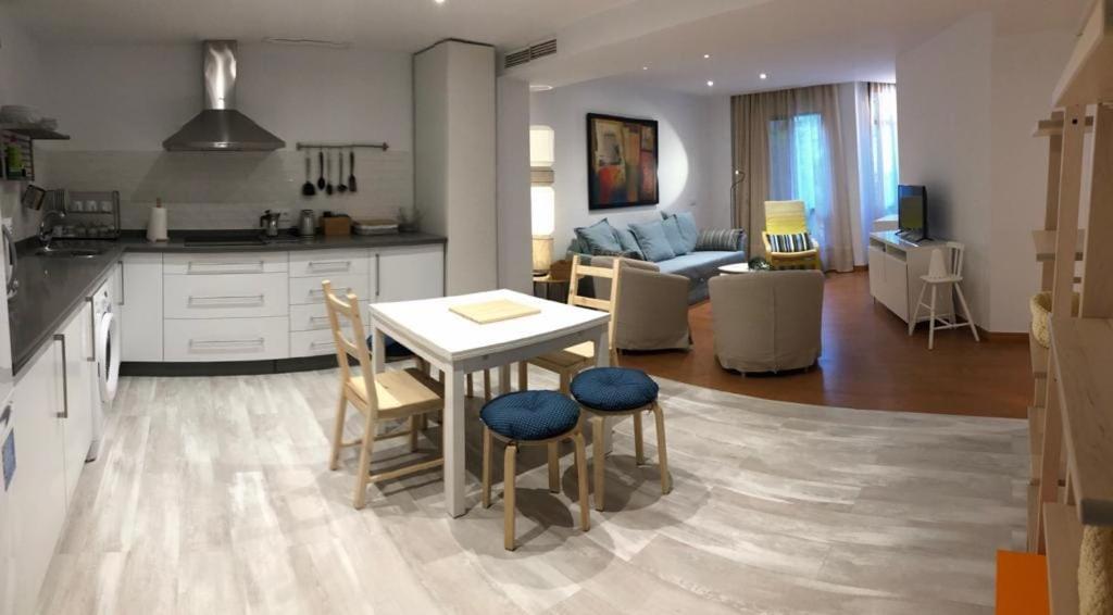 Apartamento Corazón de Nervión, excelente ubicación, PARKING Sevilla Exterior foto